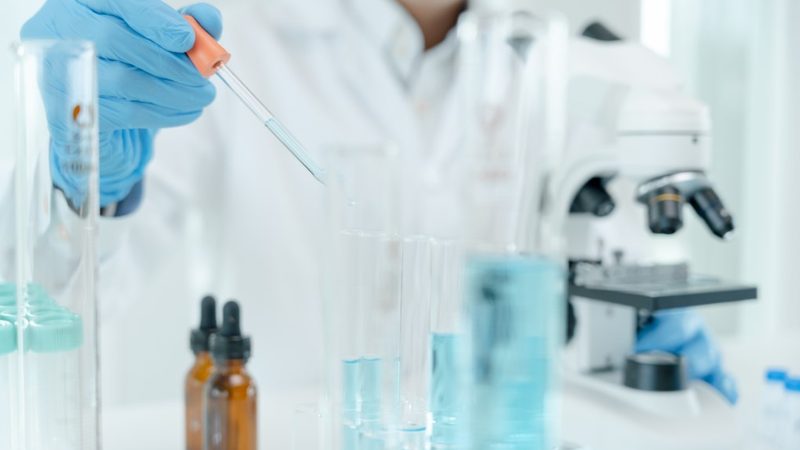 从一次实验异常看分子生物学试剂厂家选择的关键